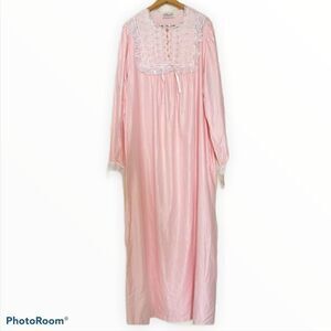 Vintage Deadstock 70’s Soft Pastel Pink Long Satin Button Up Robe Housecoat Sz S